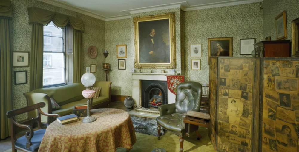 The Victorian Interior Design Movement: Elegance and Extravagance in the 19th Century